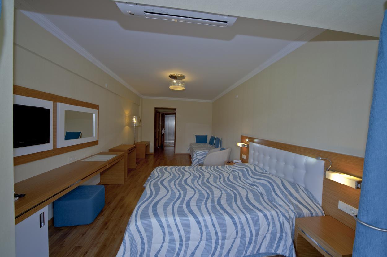 אקיאקה Yucelen Hotel מראה חיצוני תמונה